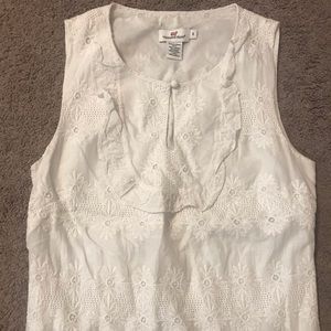 Vineyard Vines white top sz 6